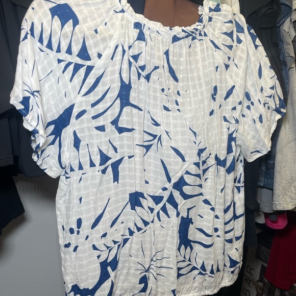 Jane + Delancey Blue and White Women's Blouse - Picture 2 of 7